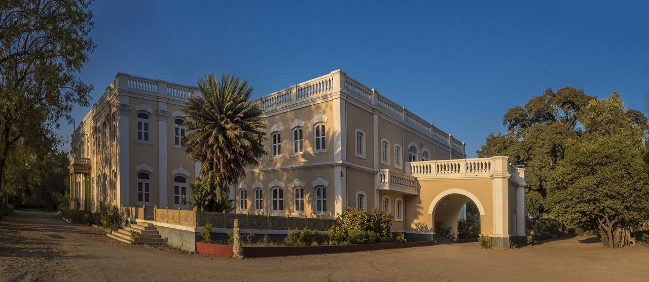 Royal Oasis Hotell Wankaner Eksteriør bilde